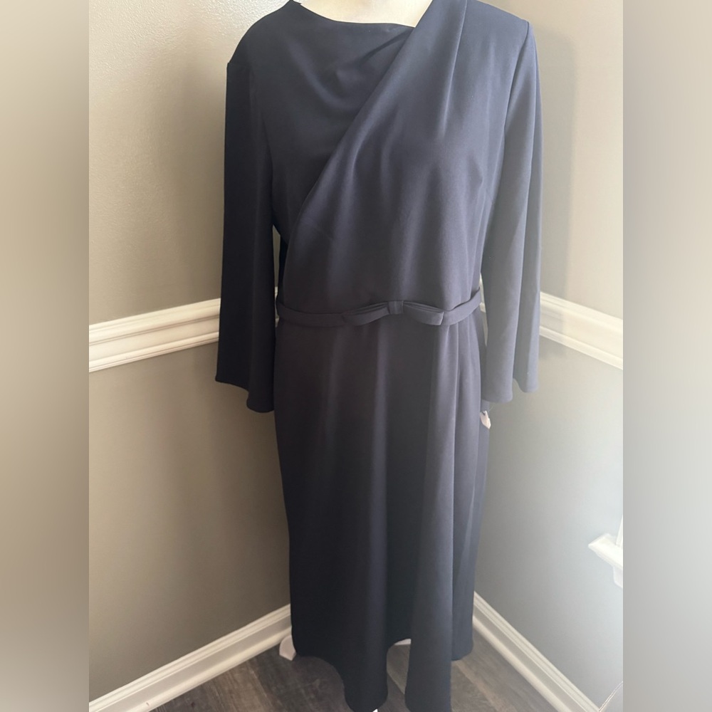 NWT Maggy London Womens Twist Neck‎ Cocktail Sheath Dress Navy Blue Size 12